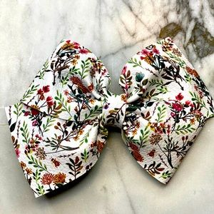 Be a Wildflower Bailey Bow